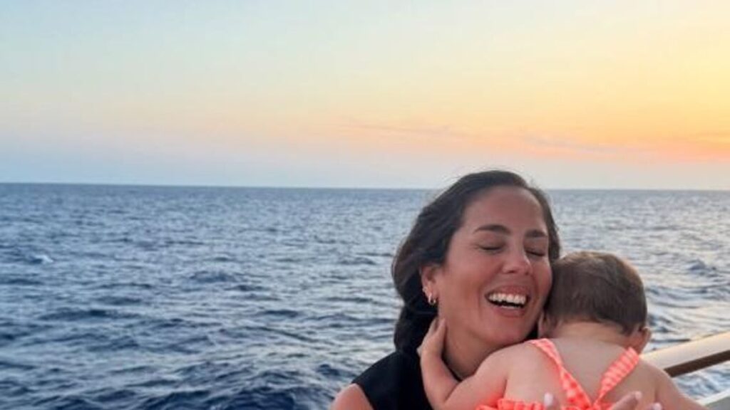 Anabel Pantoja y su hija Alma