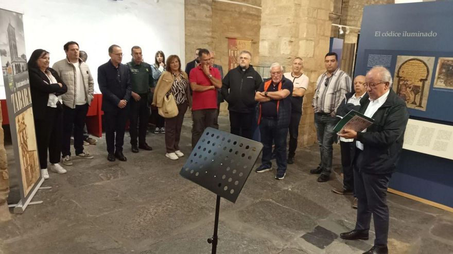 Un momento de la inauguración de la muestra ampliada en el Centro de Interpretación de los Beatos