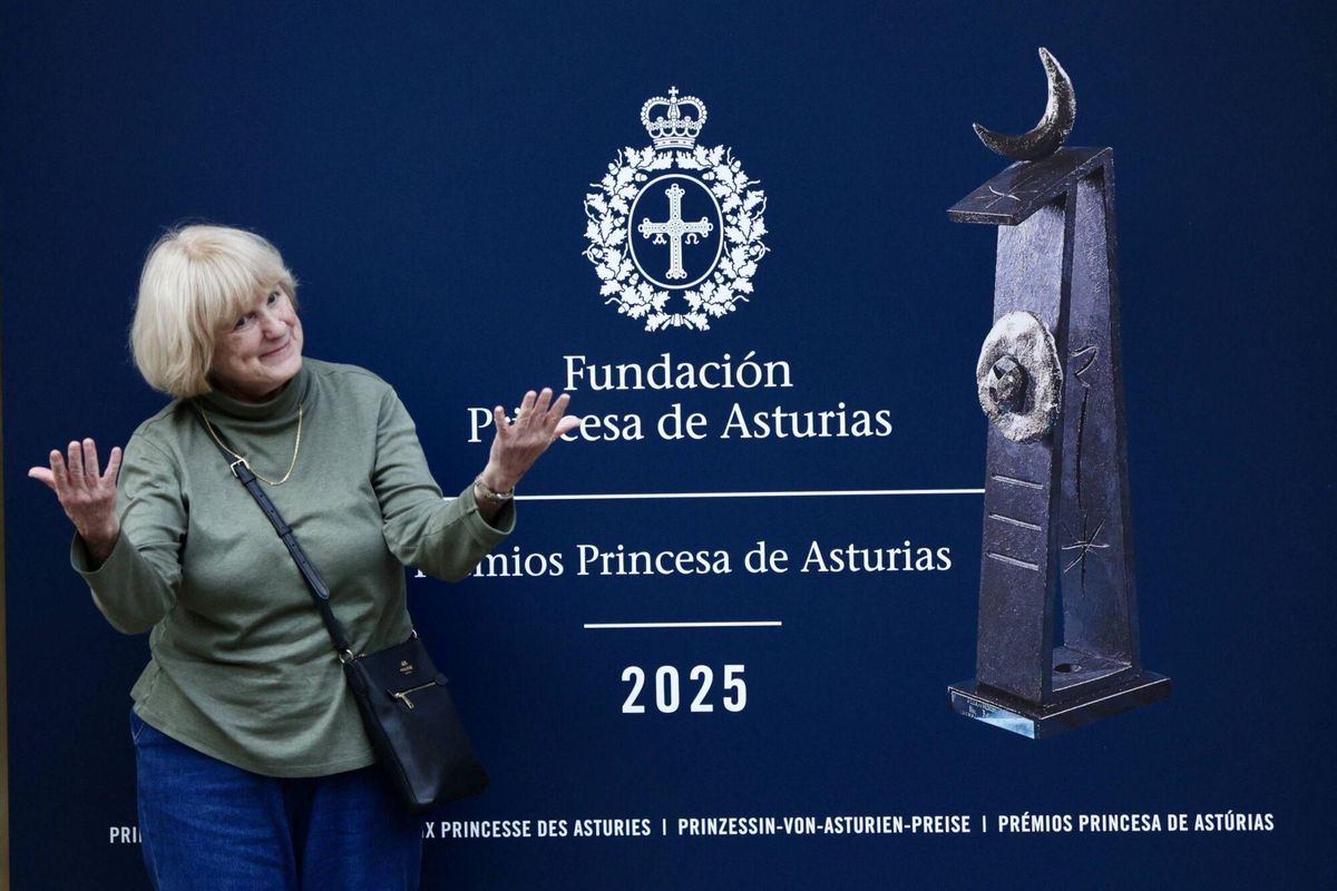Oviedo arrive aux récompenses, princesse des Asturies, 2025. Marie réclame le roi