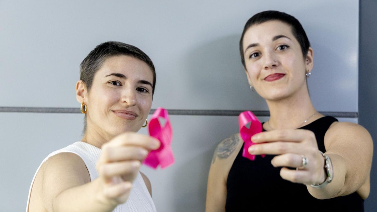Nerea y Amanda, jóvenes de Alicante con cáncer de mama, cuentan su experiencia sin perder la sonrisa