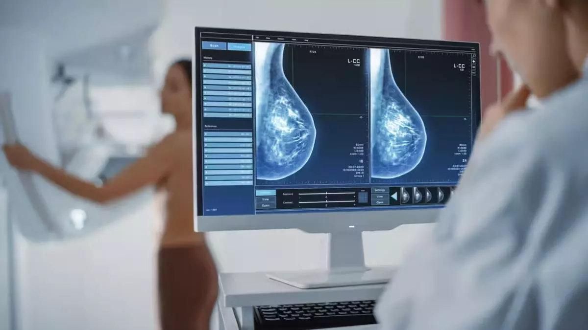 Descubren una combinación de fármacos eficaz frente al cáncer de mama más agresivo