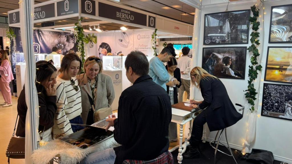 Personnes au salon Nupzial 2025.