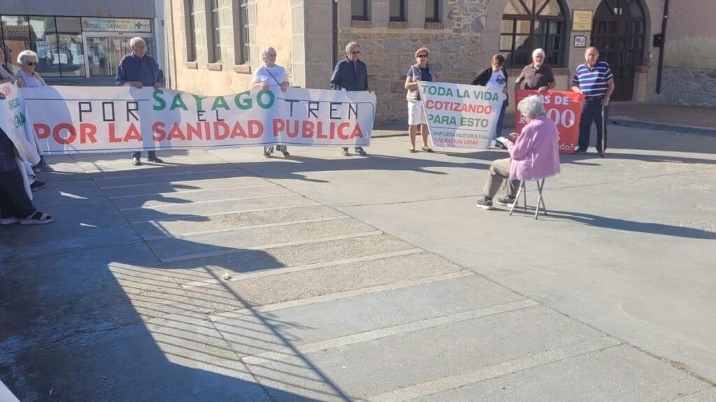 Concentración número 196 por la sanidad en Sayago