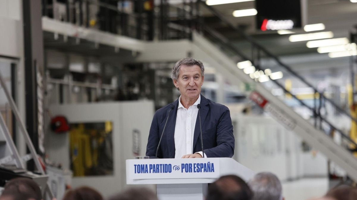 El presidente del PP, Alberto Núñez Feijóo, durante un acto con trabajadores autónomos en Soria.
