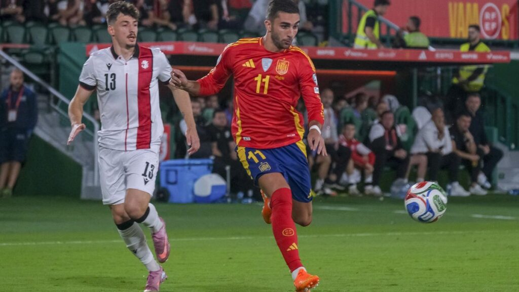 Ferran Torres causa baja ante Bulgaria por una sobrecarga muscular