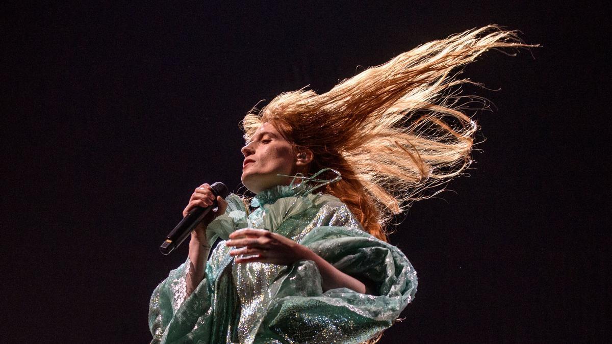 Florence Welch, líder de Florence + The Machine, en concierto