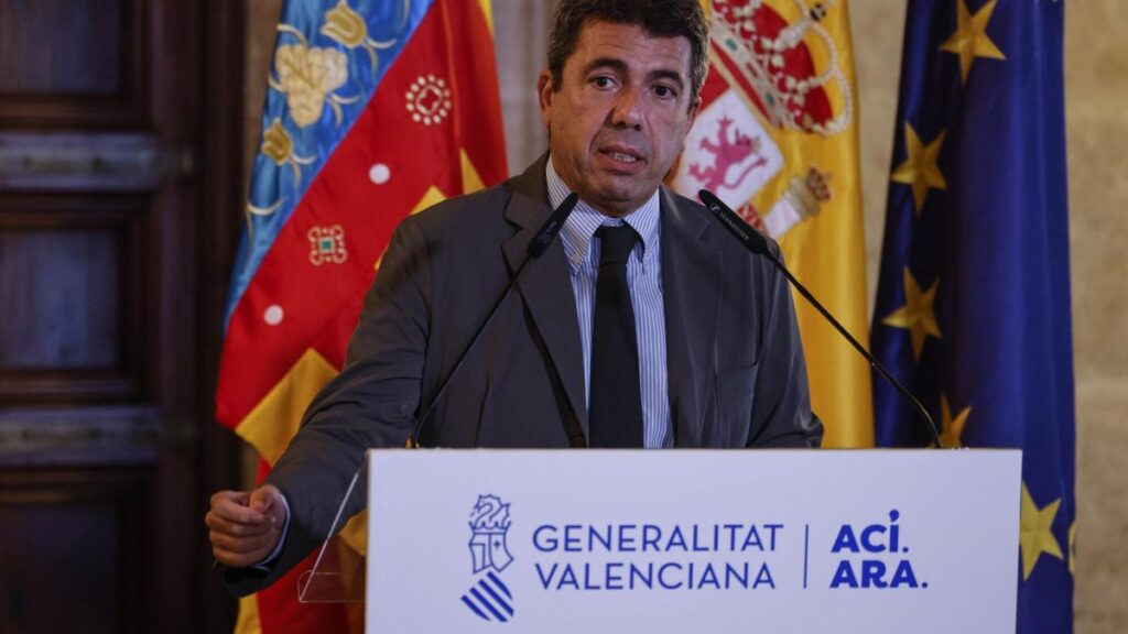 El president de la Generalitat, Carlos Mazón, interviene tras firmar junto a los rectores de las universidades públicas de la Comunitat Valenciana el acuerdo de financiación para el periodo 2026-2029, a 8 de octubre de 2025, en Valencia, Comunitad Valenciana (España). La Universitat de València (UV) critica el nuevo acuerdo de financiación universitaria entre la Generalitat y las universidades, al considerar que perpetúa desigualdades y mantiene incertidumbres derivadas de la actual Ley de Universidades (LOSU). 08 OCTUBRE 2025;CALROS MAZÓN;RECTORES;UNIVERSIDAD PÚBLICA;FINANCIACIÓN;2026-2030;VALENCIA;COMUNIDAD VALENCIANA Rober Solsona / Europa Press 08/10/2025. CARLOS MAZÓN;Rober Solsona