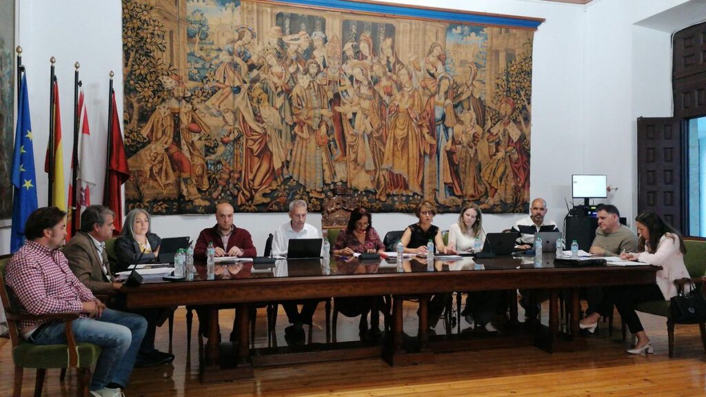 Concejales del Ayuntamiento de Toro en el último pleno ordinario.