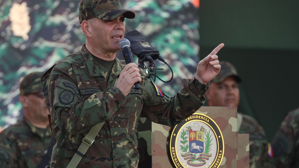 Venezuela dice que activaría una "movilización nacional" si llega a ser agredida por EE.UU.