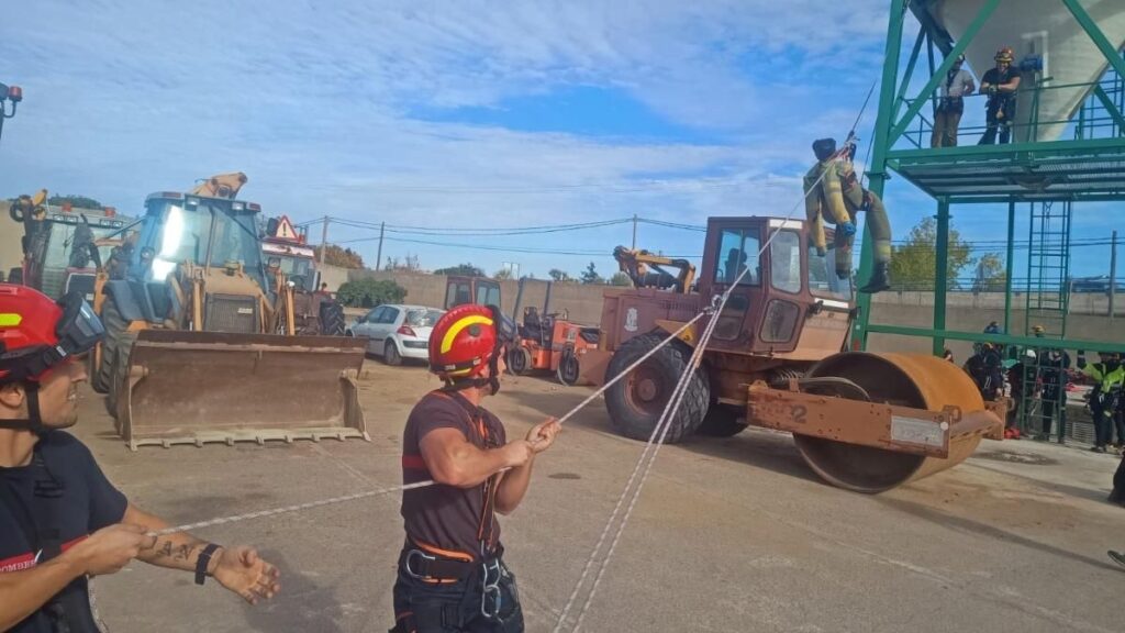 Los bomberos provinciales, durante los cursos de formación