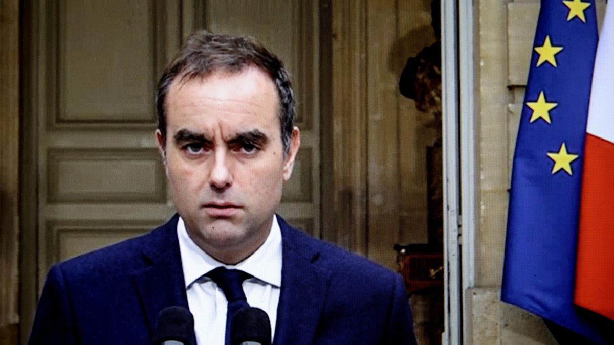 El primer ministro saliente francés Sébastian Lecornu