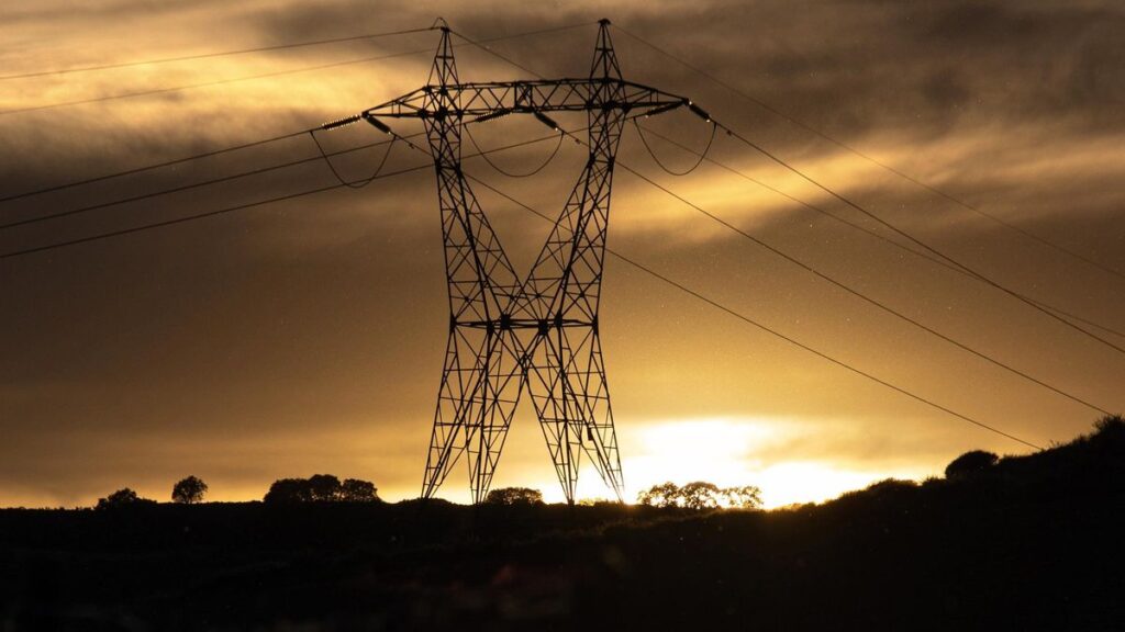 Red Eléctrica detecta "variaciones bruscas de tensión" últimos días y reforzará sistema