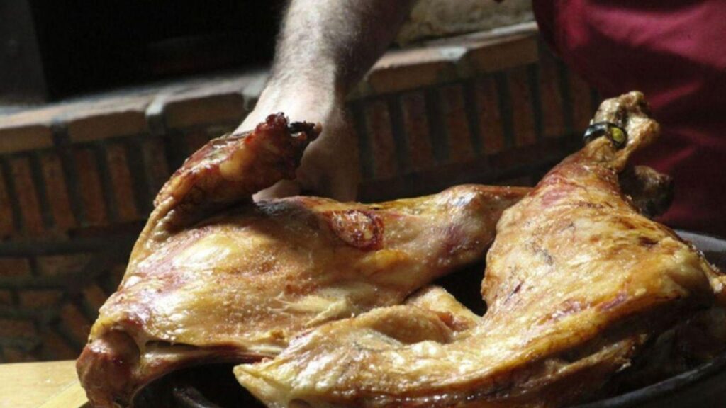 Un plato de lechazo de Zamora
