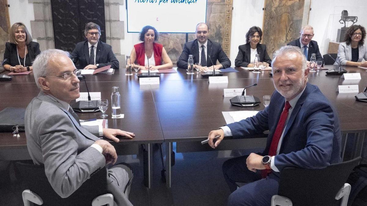 Comision bilateral Generalitat - Estado sobre la financiacion singular en el Palau de la Generalitat