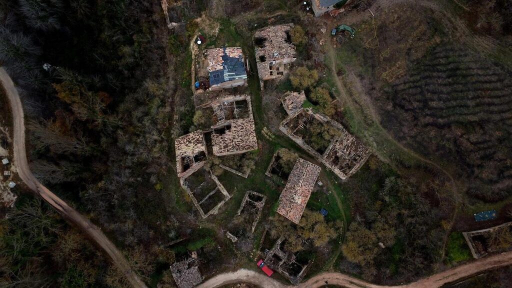 Dentro de Bárcena de Bureba, el pueblo de Burgos que una pareja de holandeses quiere convertir en ecoaldea