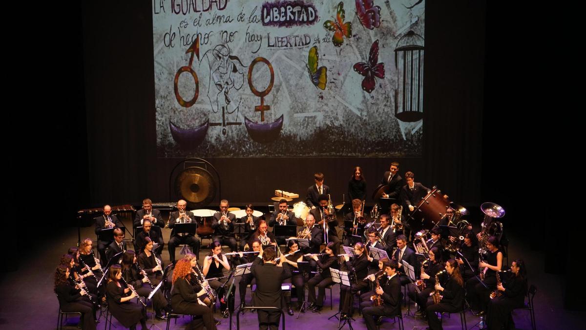 Pasada edición del Concierto por la igualdad y contra la violencia de de Género en el Ramos Carrión