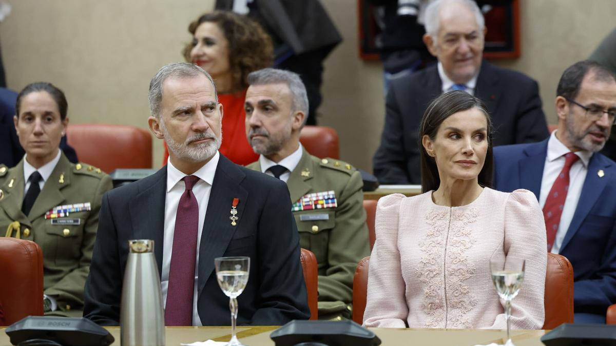 El rey Felipe VI y la reina Letizia durante el coloquio ’50 años después: la Corona en el tránsito a la democracia’.