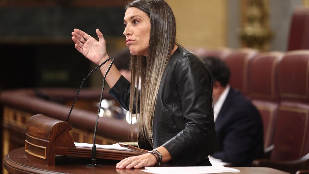 La portavoz de Junts en el Congreso, Miriam Nogueras, durante una sesión de control al Gobierno, en el Congreso de los Diputados, a 12 de noviembre de 2025, en Madrid (España). Sánchez ha acudido al Congreso para informar sobre los resultados de las últimas cumbres internacionales, la reunión del último Consejo Europeo y la situación de los servicios públicos en España, entre otros asuntos. La sesión se ha visto marcada por la falta de presupuestos para 2026 y el bloqueo de Junts al Gobierno de coalición. 12 NOVIEMBRE 2025 Eduardo Parra / Europa Press 12/11/2025. MIRIAM NOGUERAS;Eduardo Parra