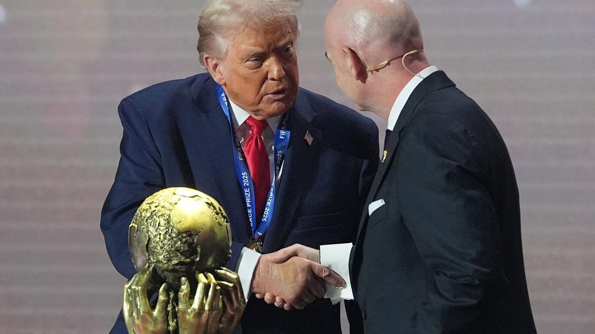 El presidente de Estados Unidos, Donald Trump, recibe el
