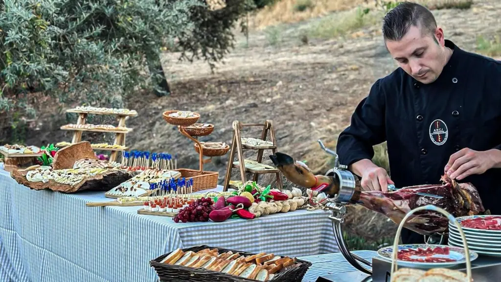 Composition d'une table dans un traiteur réalisée par Mocca Catering.