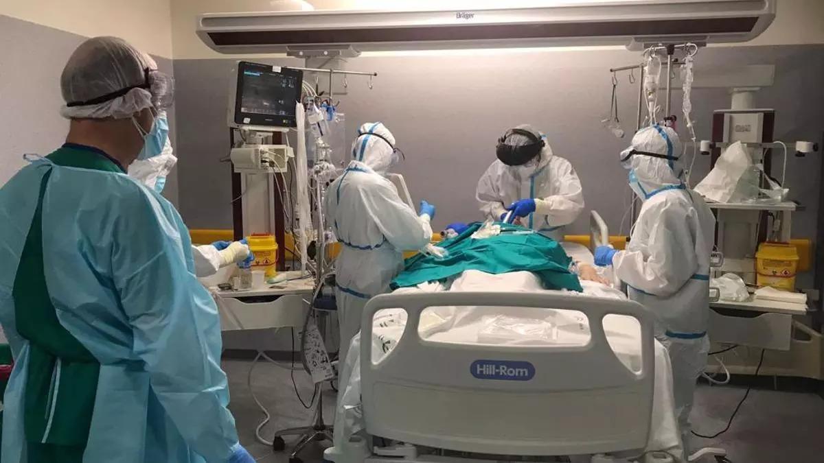 Module de soins intensifs Covid de l'hôpital Reina Sofía.