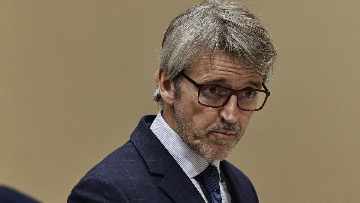 El consejero de Hacienda, Luis Alberto Marín, durante una intervención en la Asamblea.