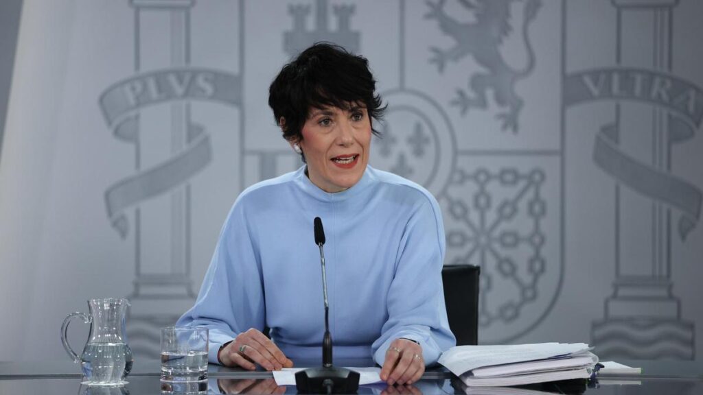 La ministra de Inclusión, Seguridad Social y Migracioneas y portavoz del Gobierno, Elma Saiz, durante la rueda posterior al Consejo de Ministros en el Palacio de la Moncloa.