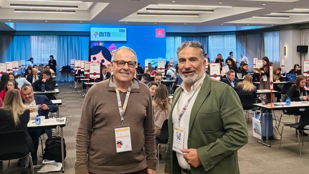 El concejal Strieder (izquierda) en un receso de una reunión de trabajo en Madrid.
