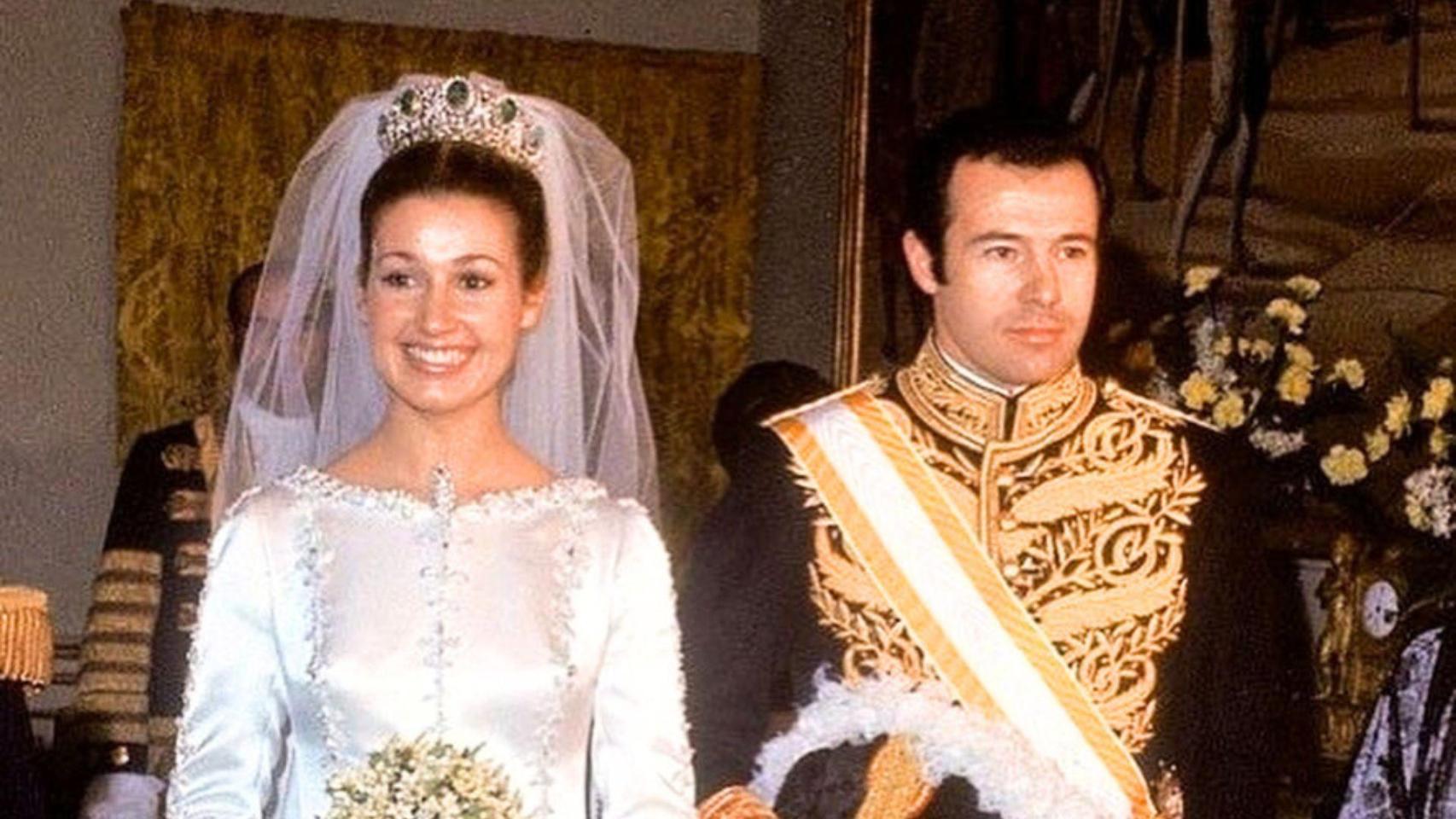 L'histoire de la tiare d'émeraude de Carmen Martínez Bordiú, un cadeau de Franco, qui s'est avérée fausse