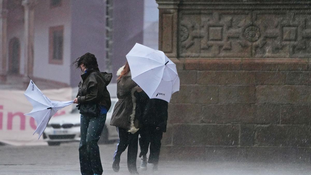 Pendant que Nils continue d'activer les alertes, l'Aemet prévient déjà de l'arrivée de la tempête Oriana à partir de vendredi.