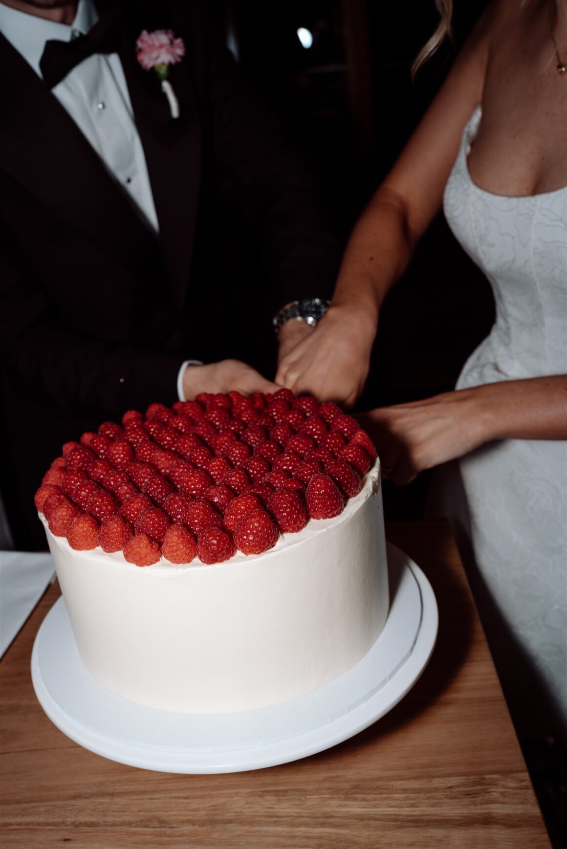 gâteau de mariage aux framboises