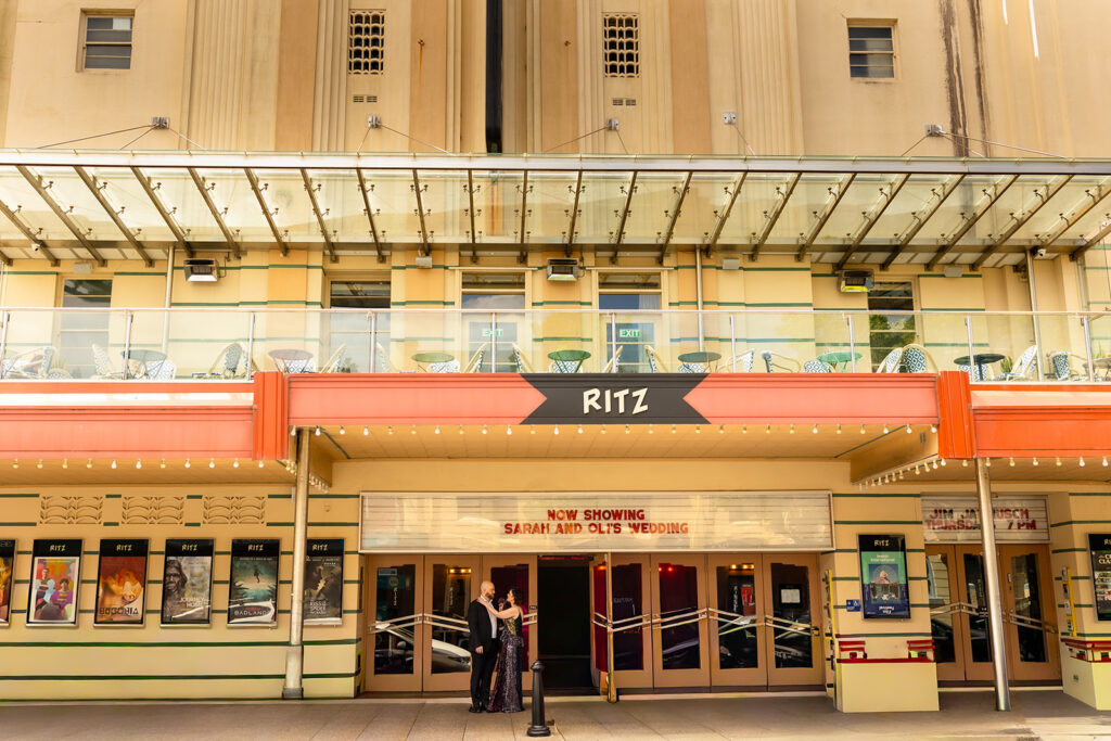 Mariés au cinéma | Célébration du cinéma à Sydney par Sarah + Oli