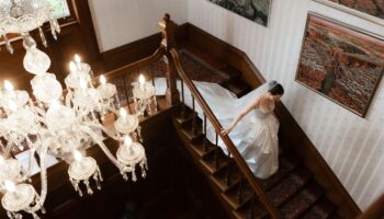 Mariage européen élégant dans une garden-party à Jimbour House