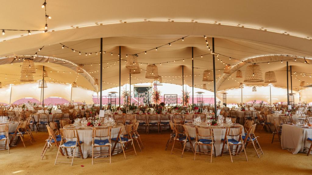 Un banquet de mariage dans les arènes de Tarazona.