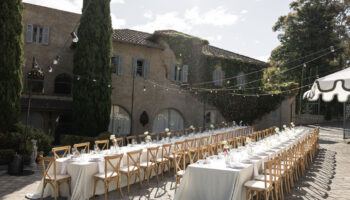 Un mariage Villa Howden d'inspiration toscane à Hobart, en Tasmanie