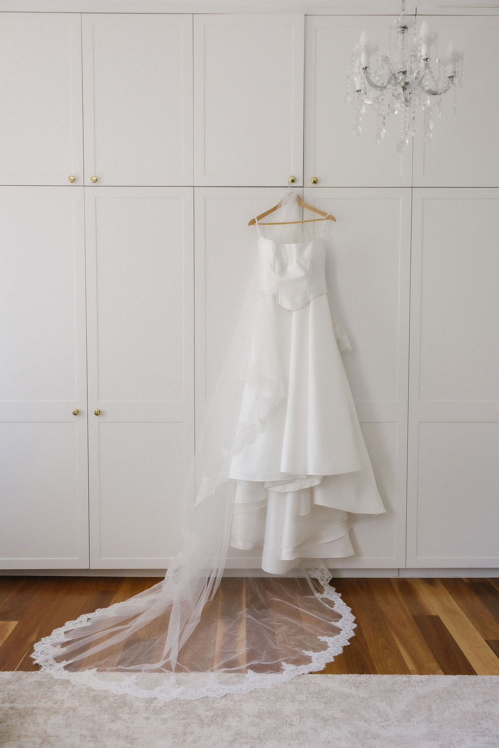 Karen Willis Holmes robe de mariée deux pièces
