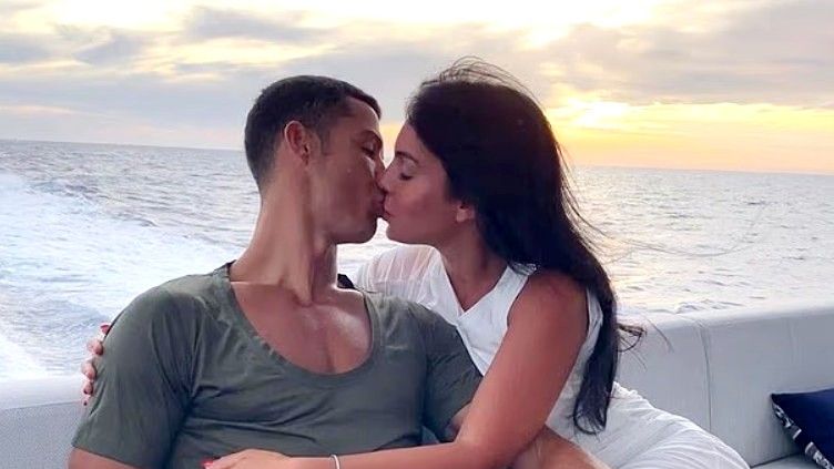 La décennie d'amour de Cristiano Ronaldo et Georgina Rodríguez : famille nombreuse, mariage à Cascais et fortune de 1 400 millions